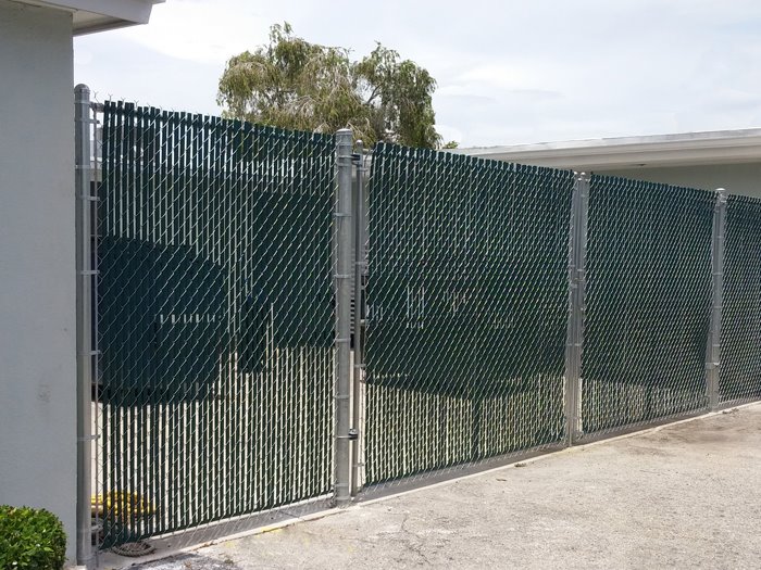 DIY chain link fencing materials for the Sarasota Florida area