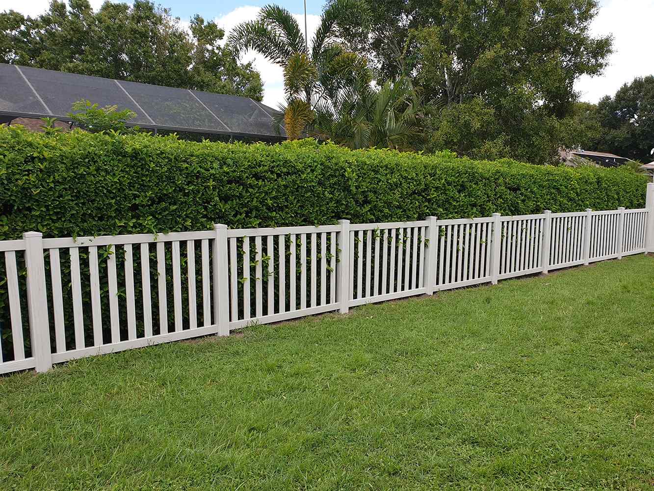 Residential Vinyl Fence - Sarasota, Florida