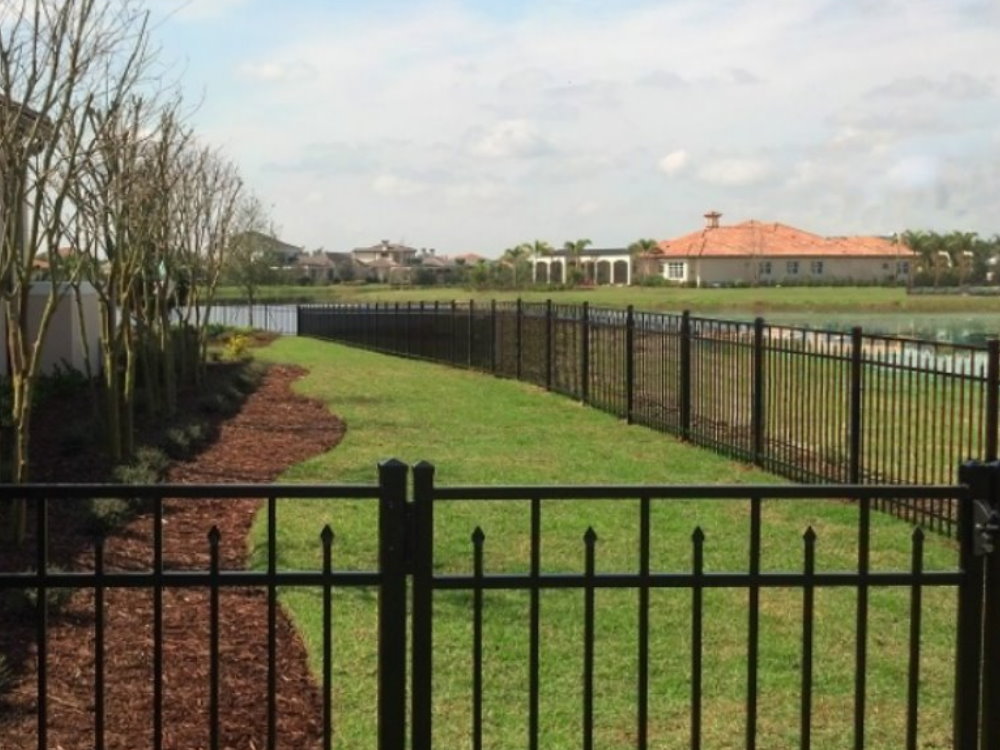 The H&Y Fence Difference in Palmetto Florida Fence Installations