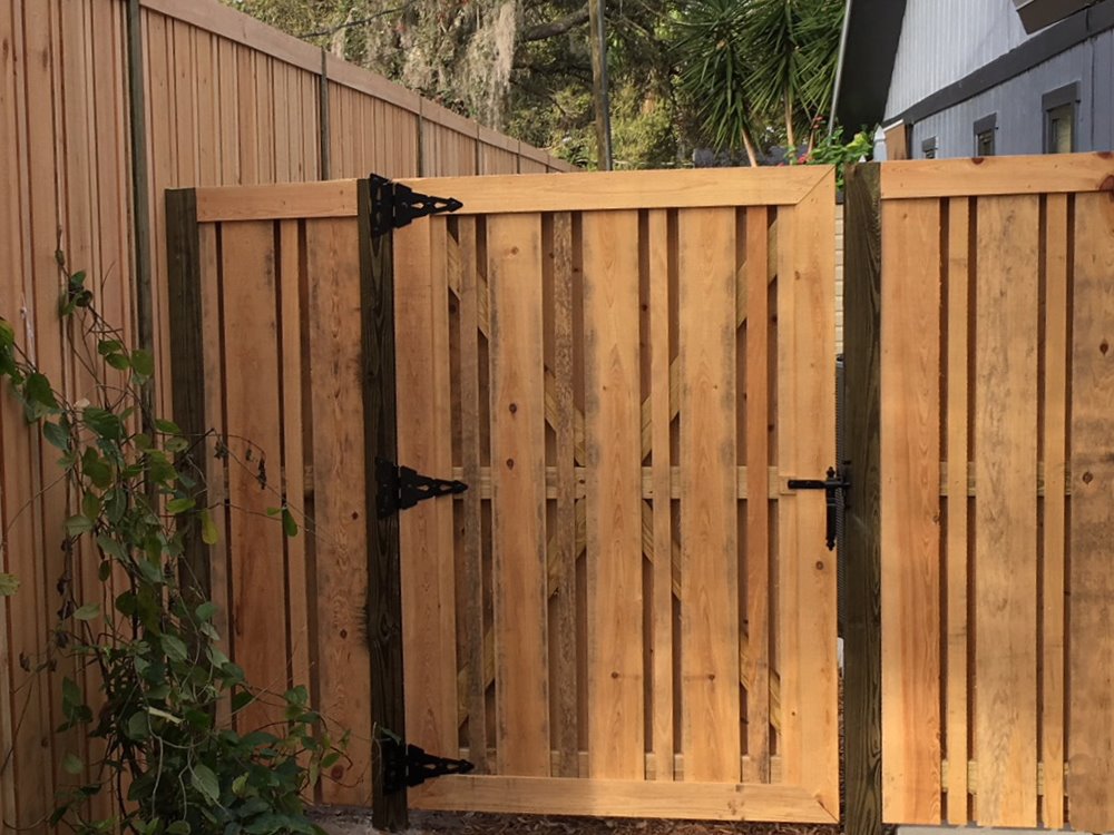 Wood fence solutions for the Sarasota, Florida area